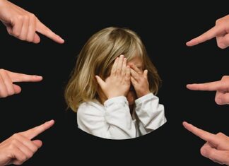 Jakie są przyczyny silnego upowszechniania się języka angielskiego na świecie?