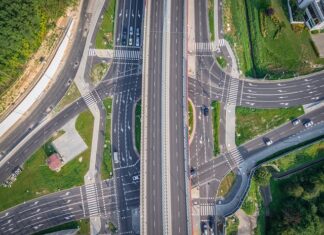 Jak zaradzić problemom komunikacyjnym w przedsiębiorstwie i łańcuchu dostaw?