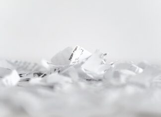 Jakich dokumentów nie może wymagać dyrektor od nauczycieli?