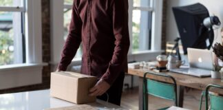 Jak efektywnie zarządzać sklepem online