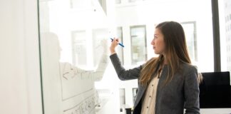 Dlaczego MŚP powinny rozważyć faktoring w swojej strategii finansowej