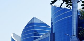 Jak bezpiecznie i szybko kupić gotową spółkę z o.o. przez gotowespolki.com.pl